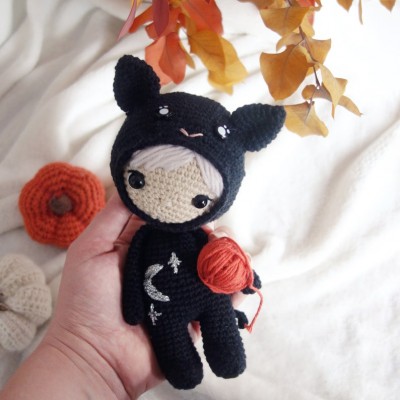Miku, le petit chat d'Halloween : patron au crochet PDF